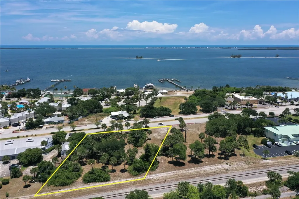 1531 Us Highway 1 (2 Lots) Sebastian FL 32958