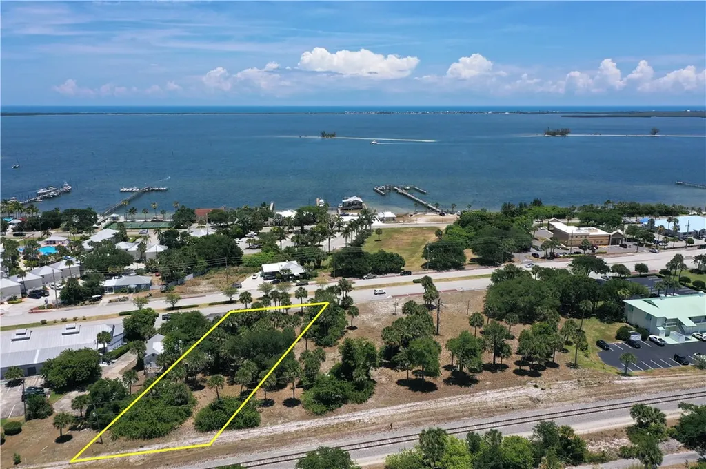 1531 Us Highway 1 Sebastian FL 32958