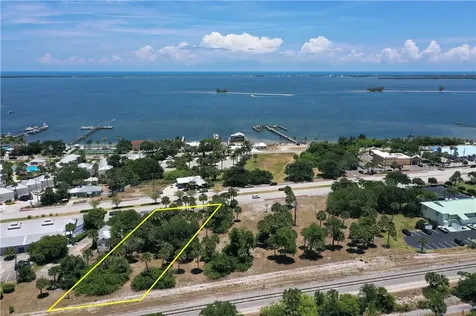 1531 Us Highway 1 Sebastian FL 32958