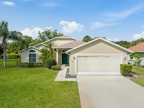 587 Redwood Court Sebastian FL 32958