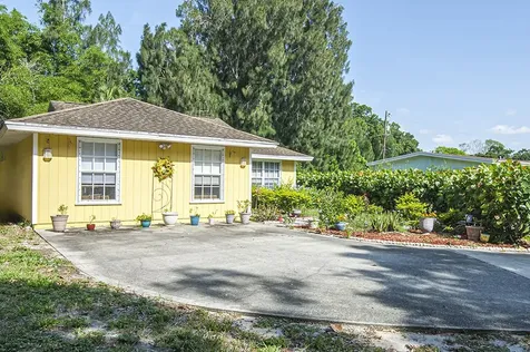 1725 20th Court Vero Beach FL 32960