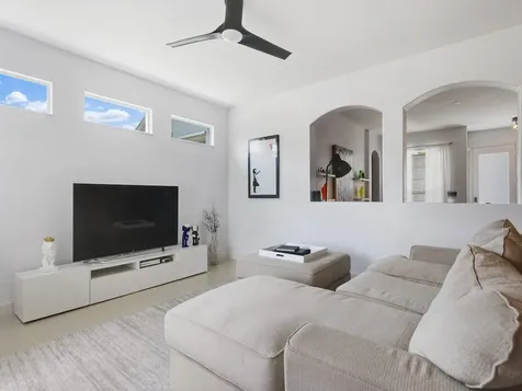 5626 W 1st Square SW Vero Beach FL 32968