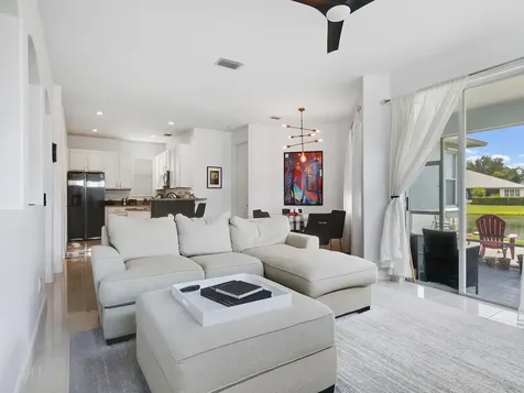 5626 W 1st Square SW Vero Beach FL 32968