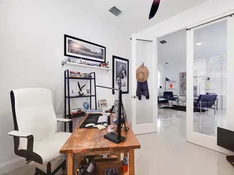 5626 W 1st Square SW Vero Beach FL 32968
