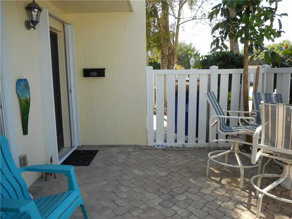 4009 Silver Palm Drive Vero Beach FL 32963