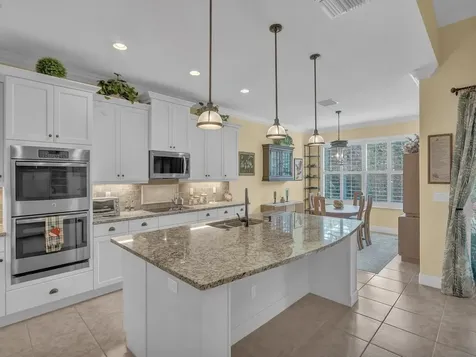 377 11th Square SW Vero Beach FL 32962