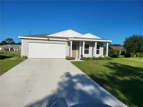 8236 102nd Court Vero Beach FL 32967