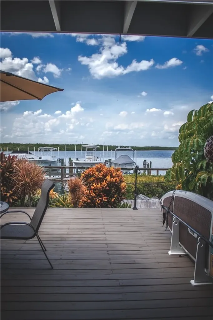2428 Harbour Cove Drive Hutchinson Island FL 34949