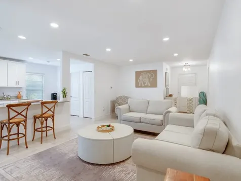 402 Lexington Avenue SW Vero Beach FL 32962