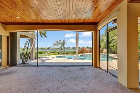 8140 S Seacrest Drive Vero Beach FL 32963