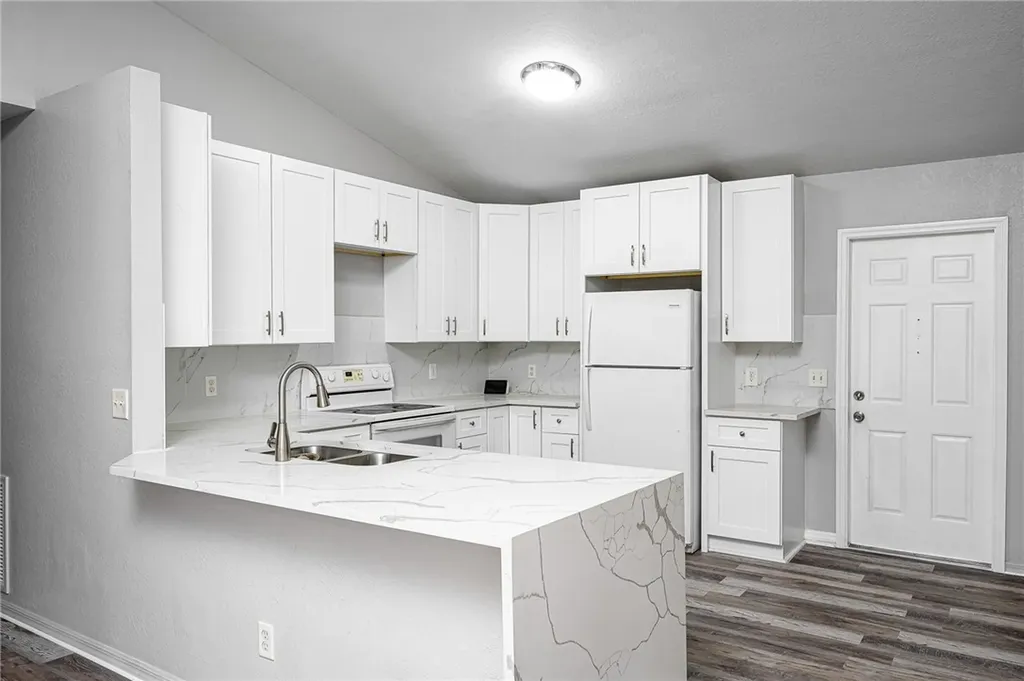 230 12th Street SW Vero Beach FL 32962