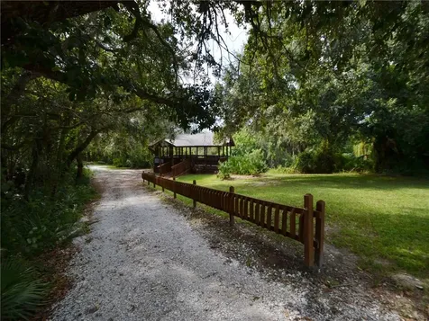 514 Cross Creek Circle Sebastian FL 32958