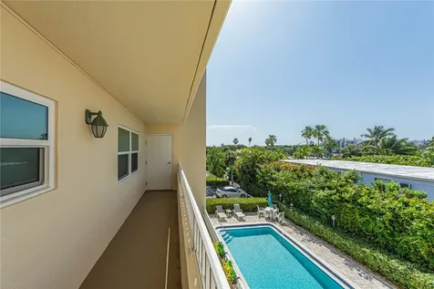 1715 Ocean Drive Vero Beach FL 32963