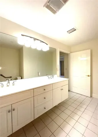 1520 Oak Harbor Boulevard Vero Beach FL 32967