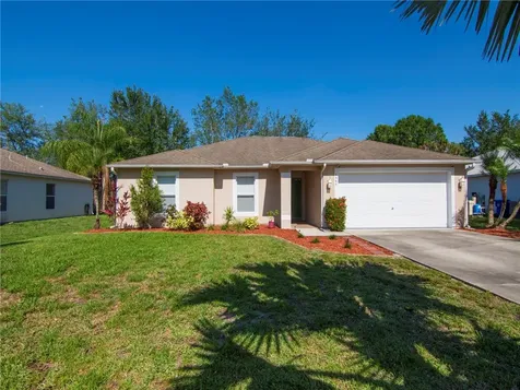 7966 101st Avenue Vero Beach FL 32967