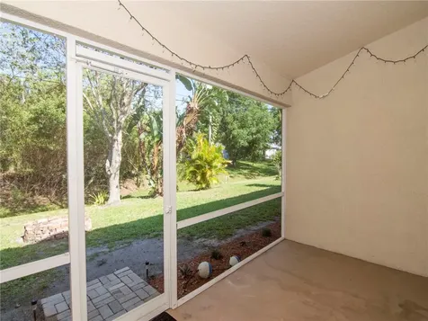 7966 101st Avenue Vero Beach FL 32967