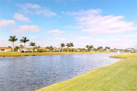 679 Honeybell Court SW Vero Beach FL 32968