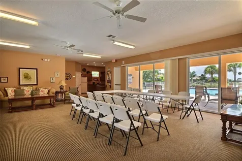 679 Honeybell Court SW Vero Beach FL 32968