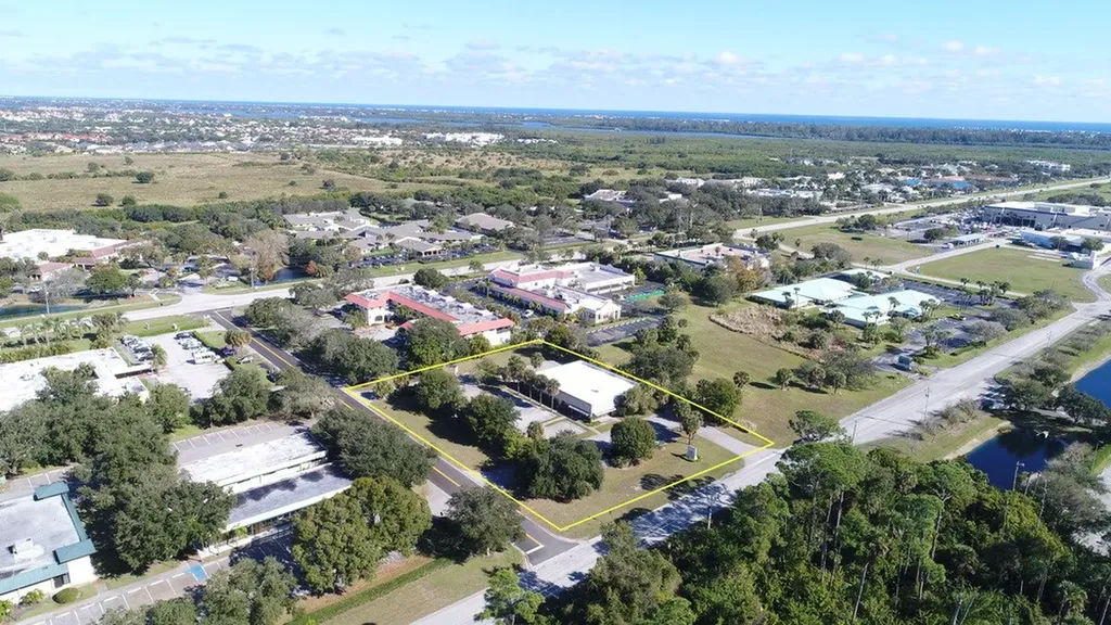 1460 36th Street Vero Beach FL 32960
