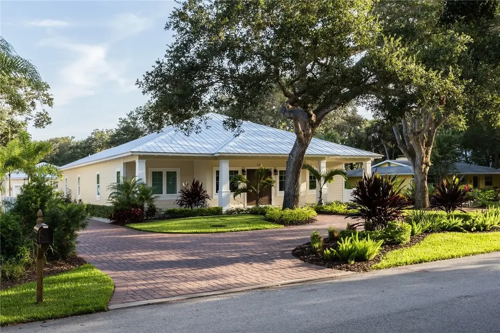 548 Conn Way Vero Beach FL 32963