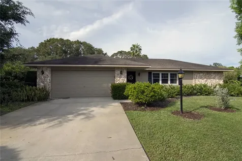415 35th Court SW Vero Beach FL 32968