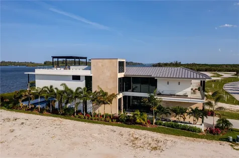 4844 S Harbor Drive Vero Beach FL 32967