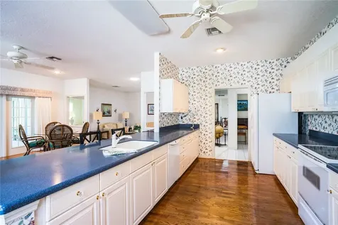 251 Garden Grove Parkway Vero Beach FL 32962