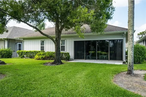 251 Garden Grove Parkway Vero Beach FL 32962