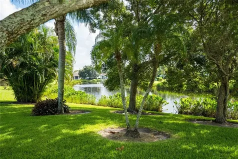 251 Garden Grove Parkway Vero Beach FL 32962
