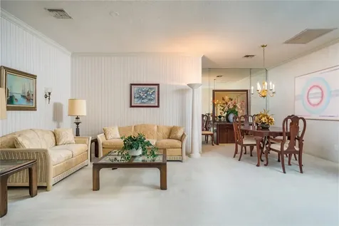 251 Garden Grove Parkway Vero Beach FL 32962
