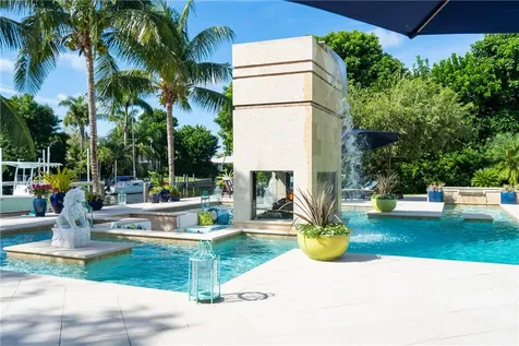 520 Bay Drive Vero Beach FL 32963