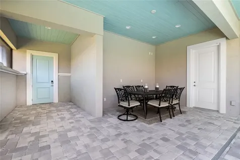 2146 Falls Circle Vero Beach FL 32967