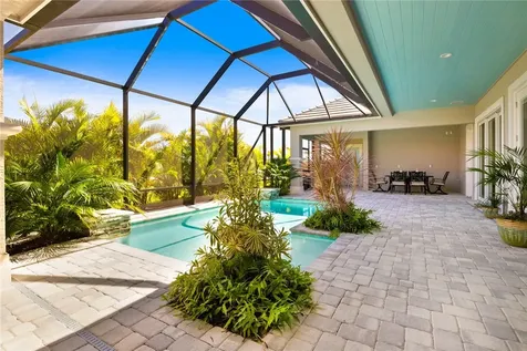 2146 Falls Circle Vero Beach FL 32967