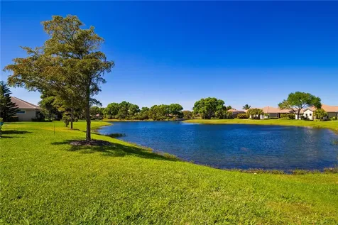 2146 Falls Circle Vero Beach FL 32967