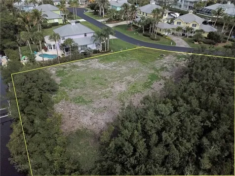 2225 6th Court SE Vero Beach FL 32962