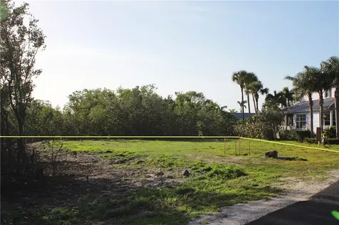 2225 6th Court SE Vero Beach FL 32962