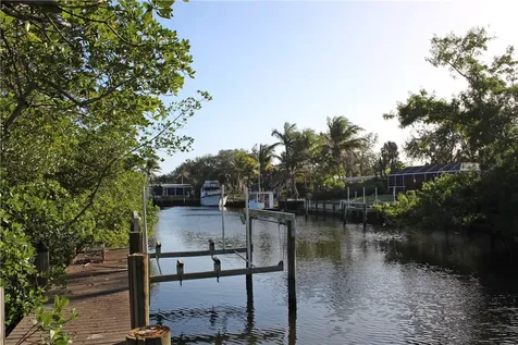 2225 6th Court SE Vero Beach FL 32962