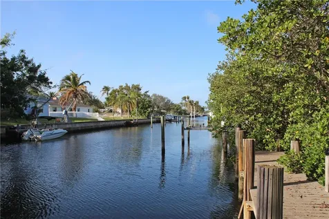 2225 6th Court SE Vero Beach FL 32962