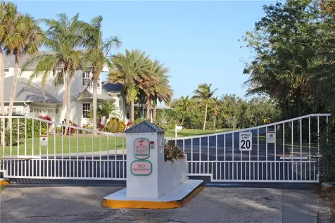 2225 6th Court SE Vero Beach FL 32962