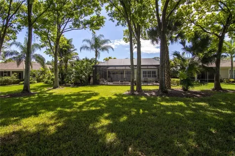 2190 Falls Circle Vero Beach FL 32967