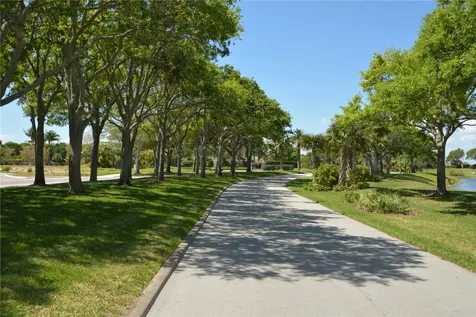 2190 Falls Circle Vero Beach FL 32967