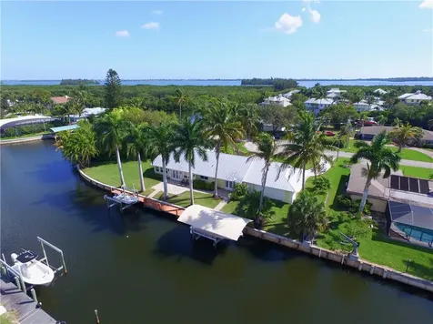2203 6th Avenue SE Vero Beach FL 32962