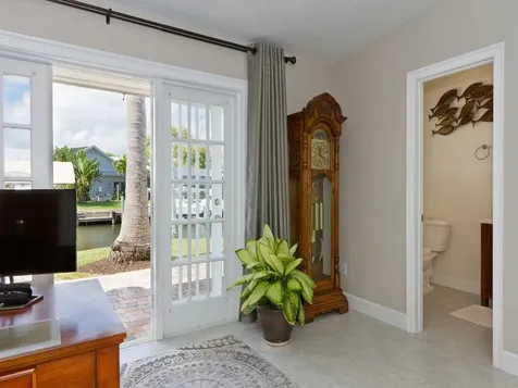2203 6th Avenue SE Vero Beach FL 32962