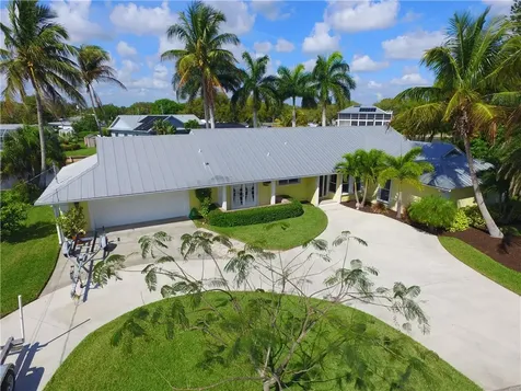 2203 6th Avenue SE Vero Beach FL 32962