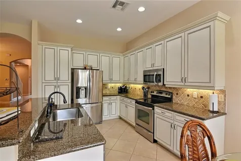 2075 Grey Falcon Circle SW Vero Beach FL 32962