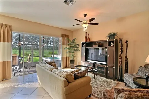 2075 Grey Falcon Circle SW Vero Beach FL 32962