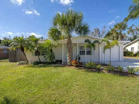 2155 45th Avenue Vero Beach FL 32966