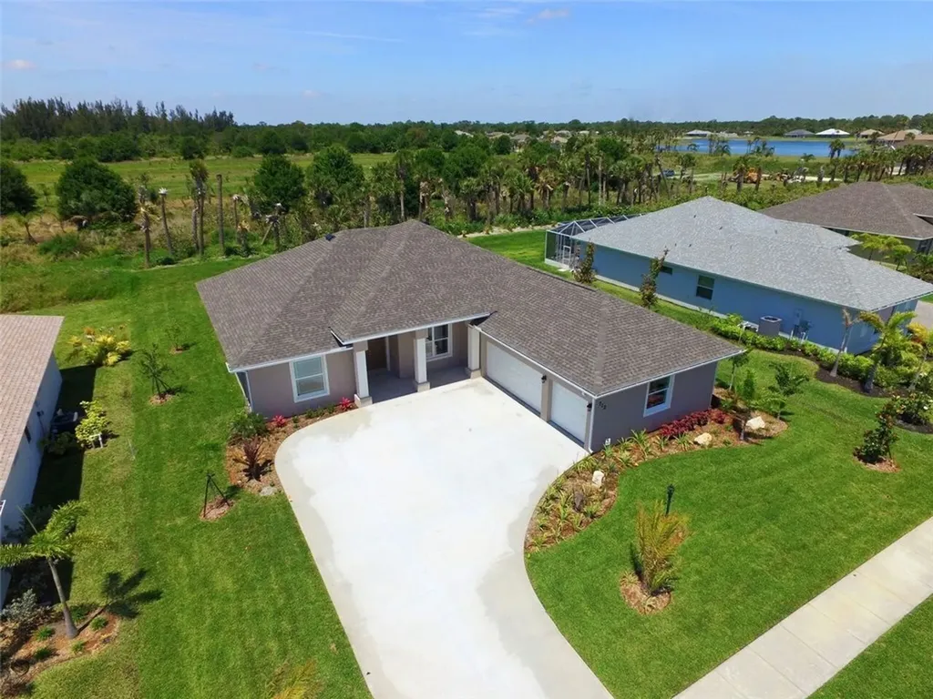 712 Yearling Trail Sebastian FL 32958