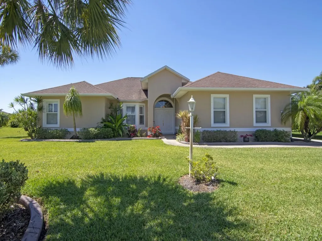 107 Becker Avenue Sebastian FL 32958