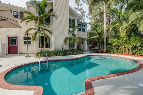 5840 33rd Street Vero Beach FL 32966